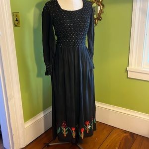 vintage 80s Indian cotton gauze embroidered smocked dress